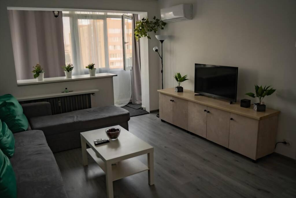 Modern 1 Bedroom Apartment In Bucharest Center! Exterior photo