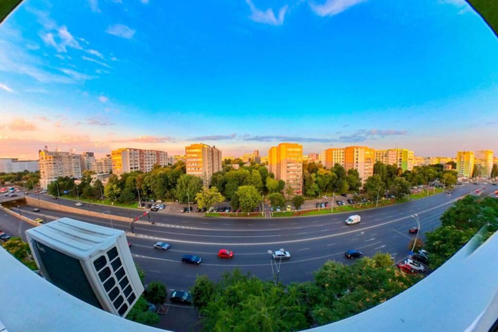 Modern 1 Bedroom Apartment In Bucharest Center! Exterior photo