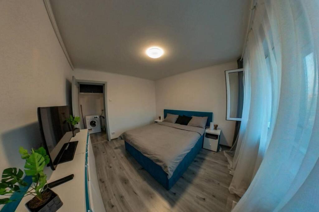 Modern 1 Bedroom Apartment In Bucharest Center! Exterior photo
